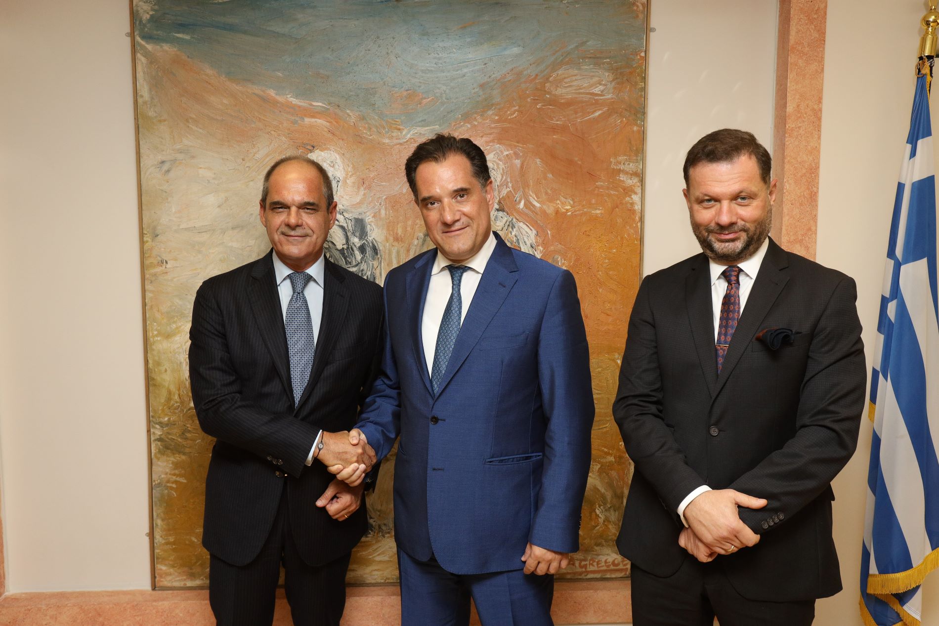 Fincantieri και ΟΝΕΧ στρατηγικοί επενδυτές στα Ναυπηγεία Ελευσίνας