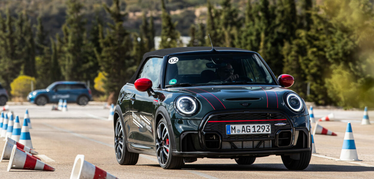 Οδηγούμε όλη την γκάμα της ΜΙΝΙ