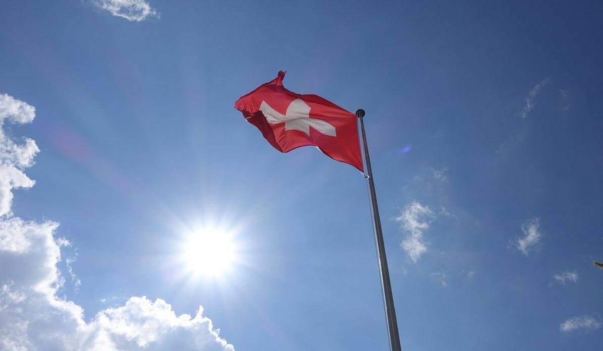 Η σημαία της Ελβετίας © Pixabay