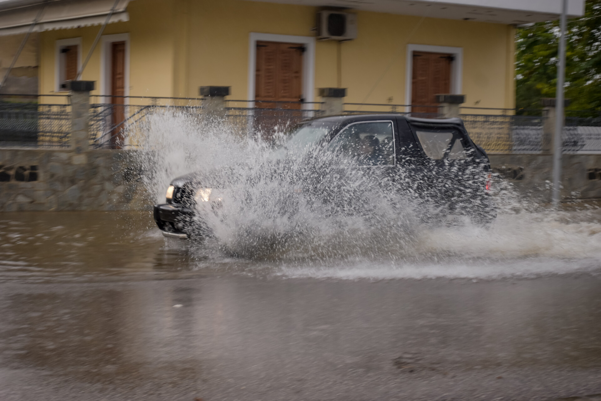 Κακοκαιρία Άριελ: Μήνυμα του 112 σε Κεφαλονιά και Ζάκυνθο