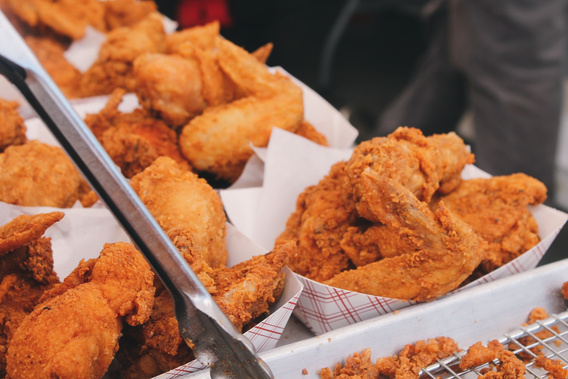 Όμιλος Chicken King: Τέλος το πάρτι φτηνού φαγητού στη Μ. Βρετανία