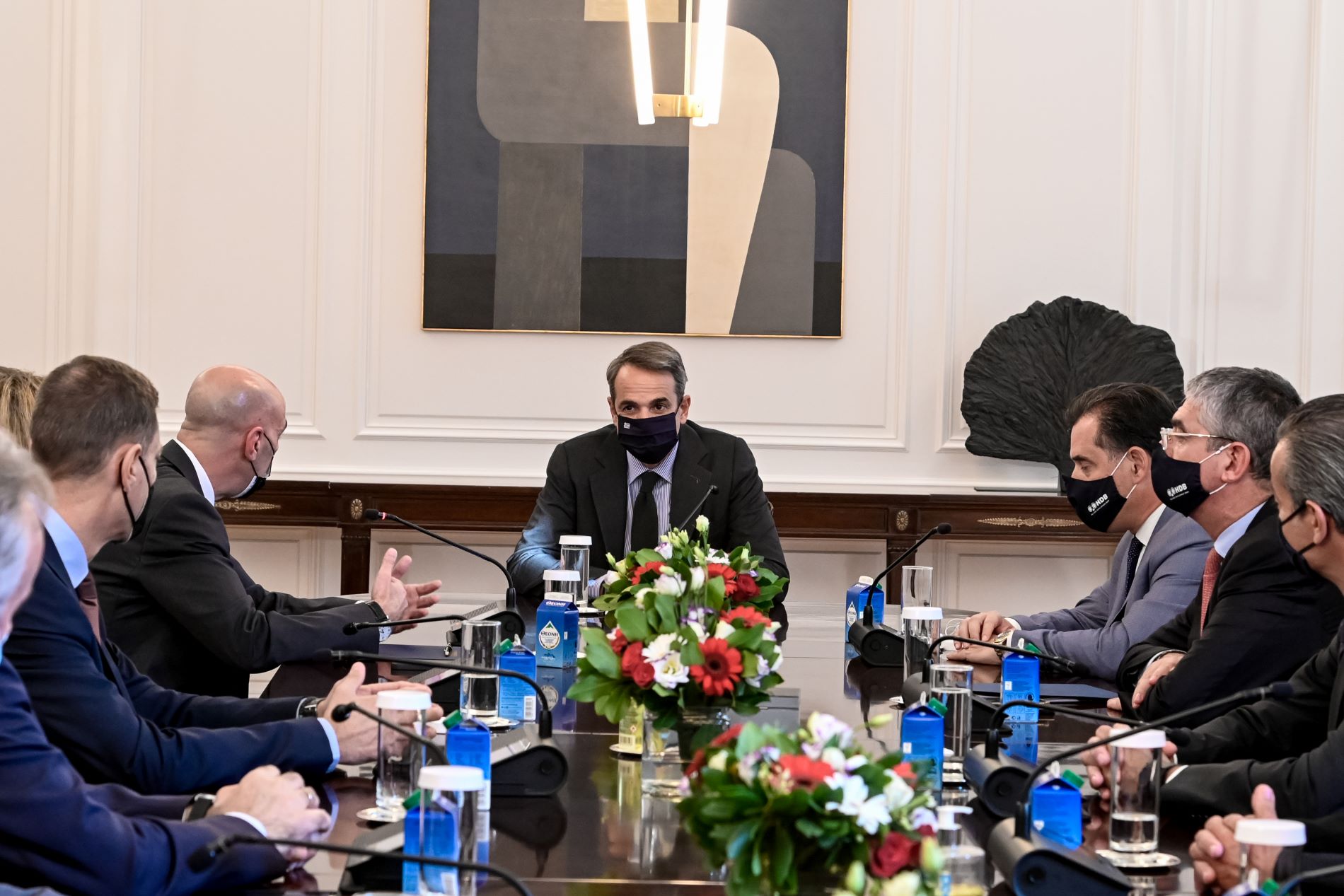 Συνάντηση Μητσοτάκη – ΕΒΕΑ με μηνύματα σε επιχειρήσεις και τράπεζες