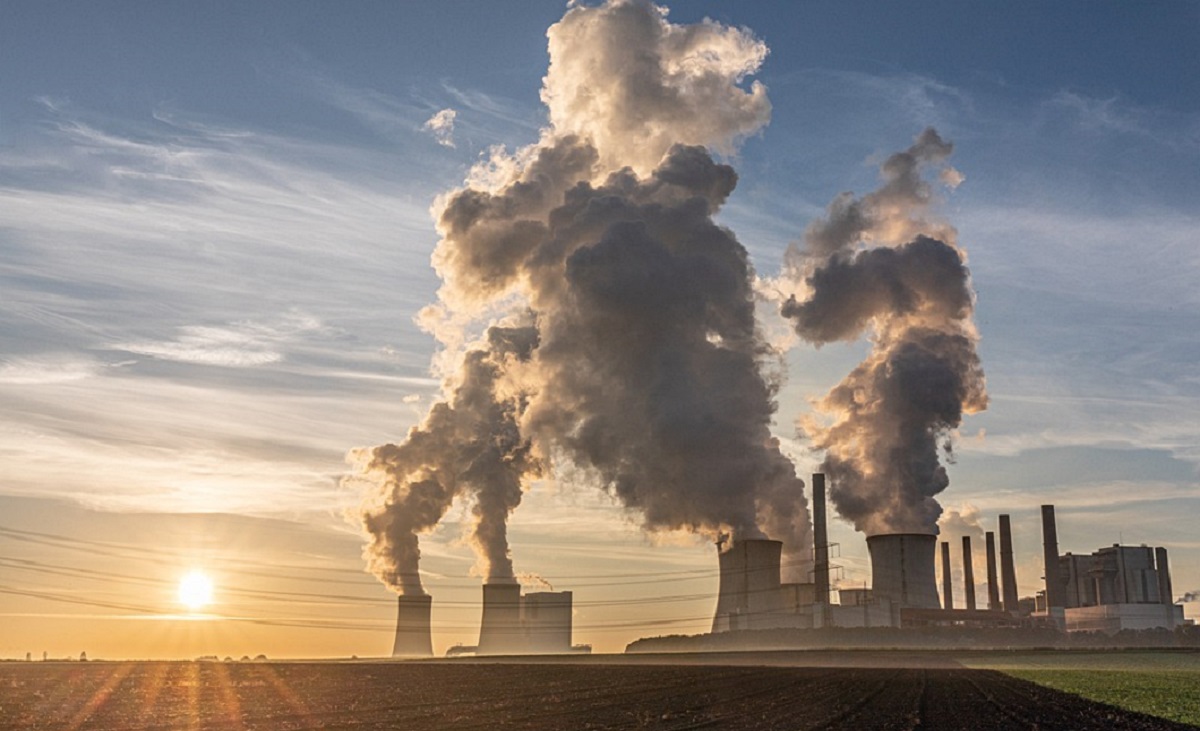 Κλίμα: Οι εκπομπές CO2 επανήλθαν στα επίπεδα-ρεκόρ προ πανδημίας
