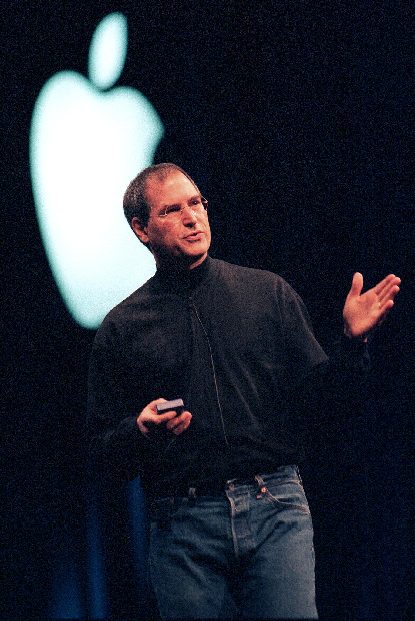 Ο συνιδρυτής της Apple Steve Jobs ©EPA PHOTO AFP/JOHN G. MABANGLO