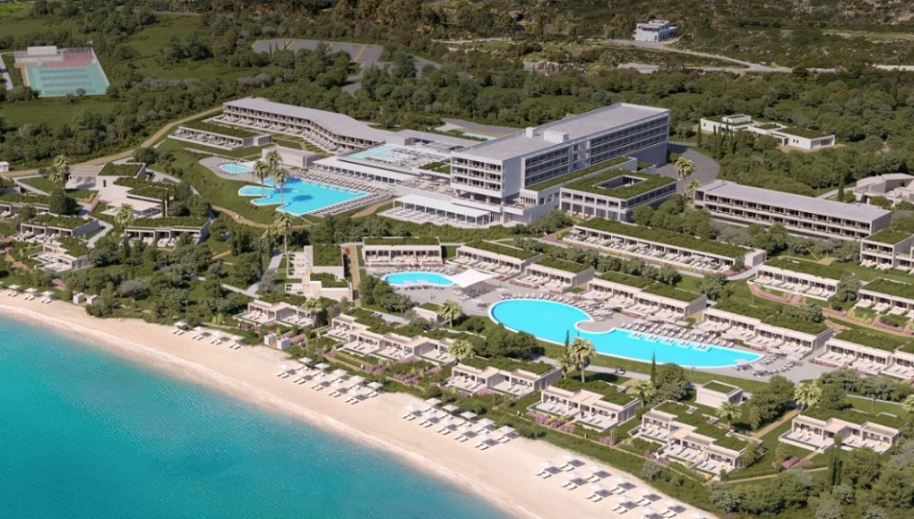 Το CVC, τα telecoms, η Ντίσνεϊλαντ της Αθήνας και η νέα luxury μονάδα της Sani/Ikos
