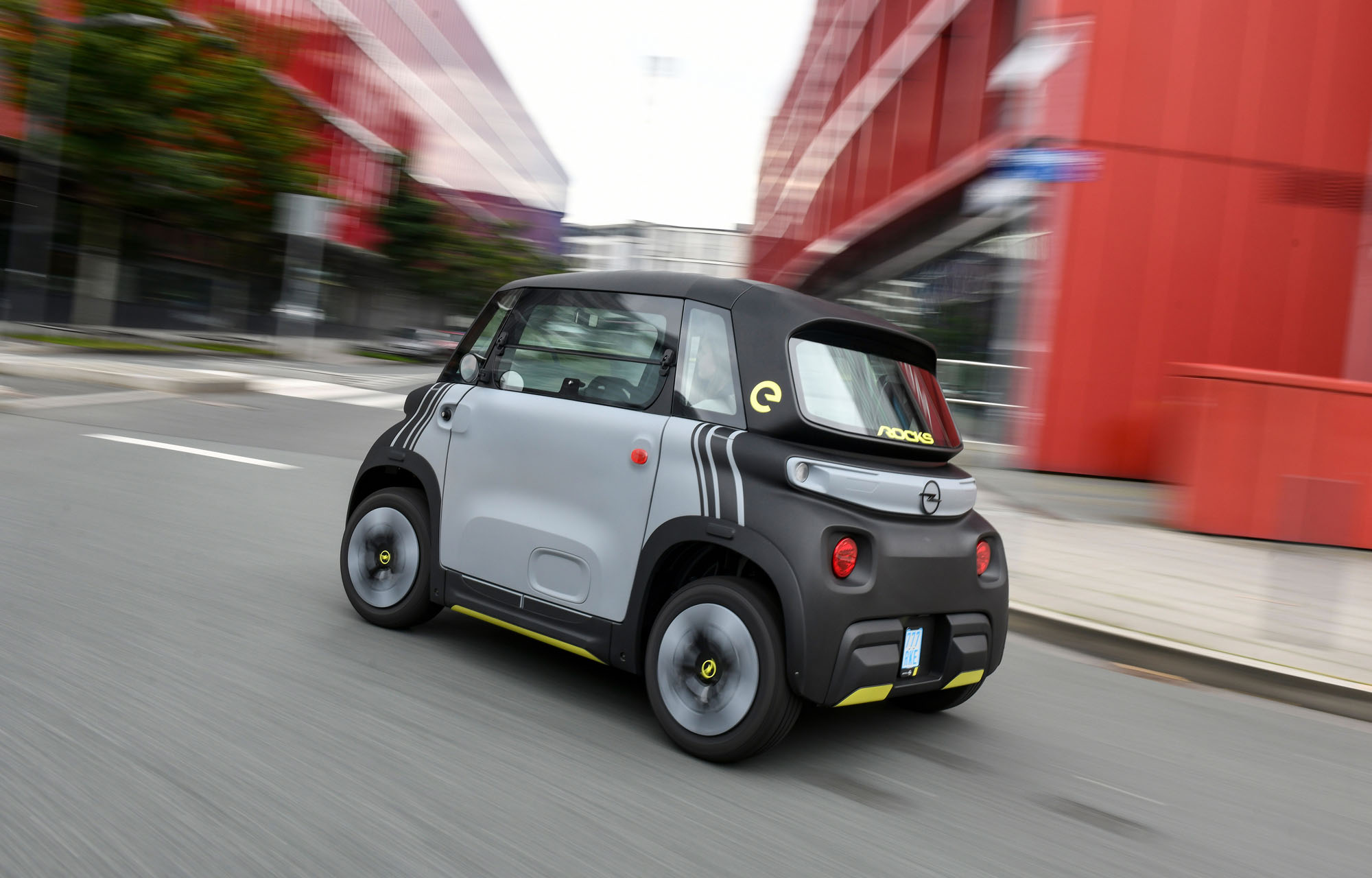 Το ηλεκτρικό Opel Rocks-e σε τιμή-έκπληξη στη Γερμανία