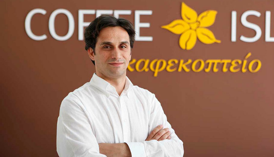 O CEO της Coffee Island Κωνσταντίνος Κωνσταντινόπουλος © Coffee Island