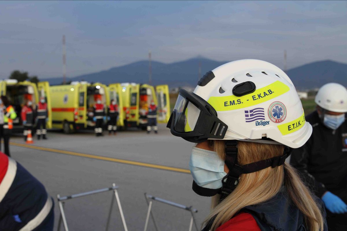 Άσκηση με σενάριο φωτιά σε κινητήρα αεροσκάφους © ΕΚΑΒ