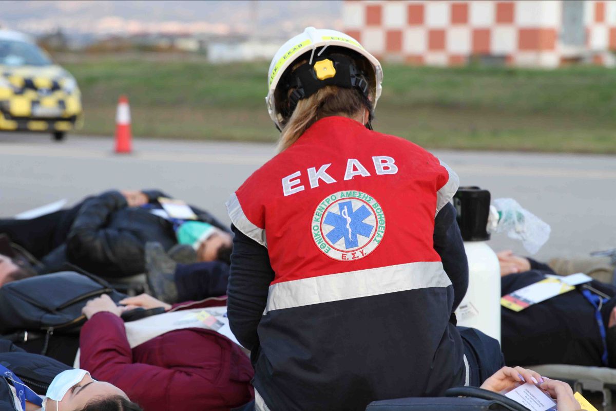 Άσκηση με σενάριο φωτιά σε κινητήρα αεροσκάφους © ΕΚΑΒ