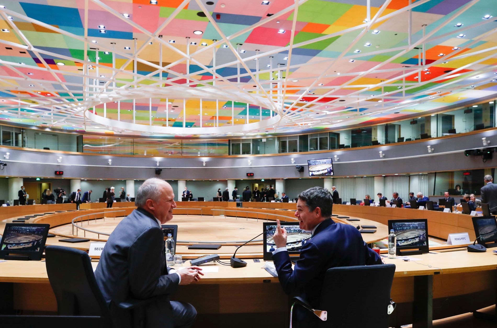 Αισιοδοξία με αστερίσκους στο Eurogroup – Τι συζητήθηκε