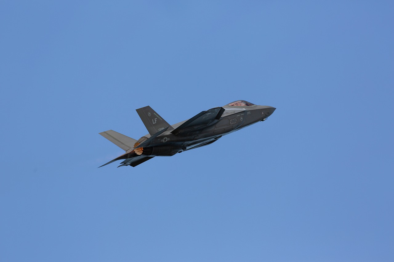 Γερμανία: Πάνω από 40 δισ. ευρώ για νέα Eurofighter και F-35