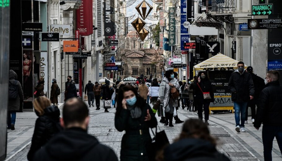 Κόσμος στην Ερμού © Eurokinissi