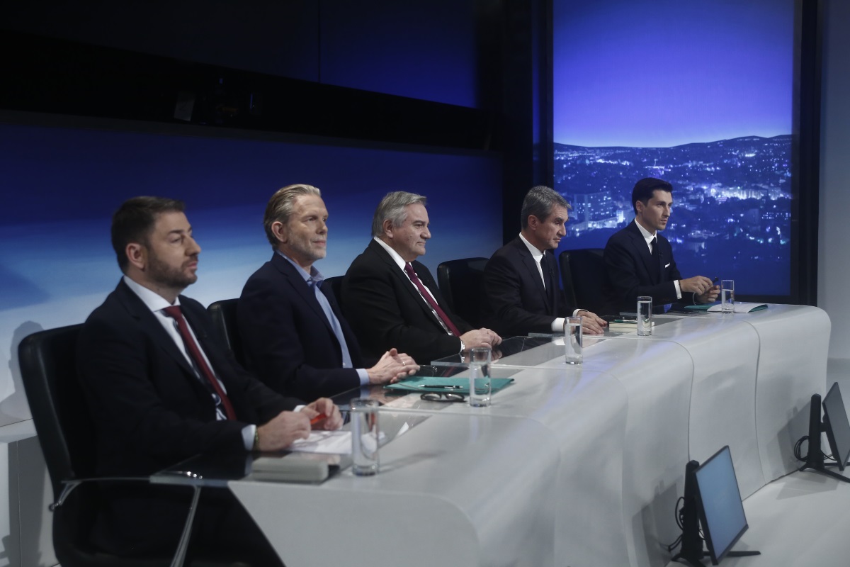 Εκλογές ΚΙΝΑΛ: Οι θέσεις και οι αιχμές των υποψηφίων στο ντιμπέιτ