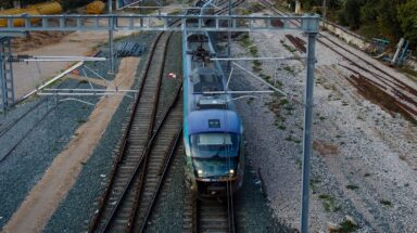Προαστιακός © EUROKINISSI