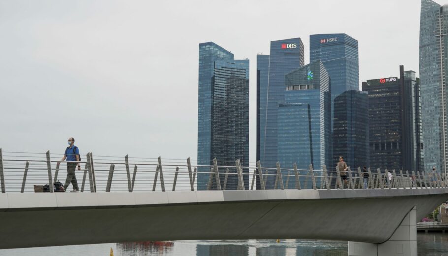 Το οικονομικό κέντρο της Σιγκαπούρης ©EPA/WALLACE WOON