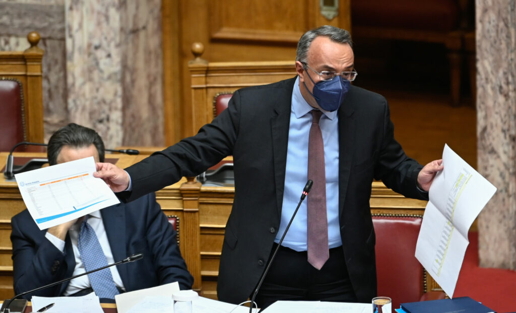 Σταϊκούρας: Στόχος να μειώσουμε φόρους και ασφαλιστικές εισφορές