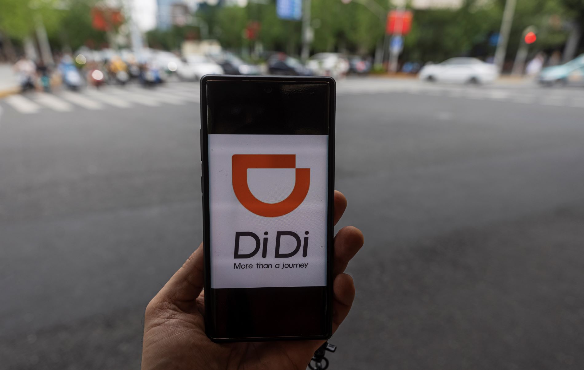 Η πλατφόρμα Didi Chuxing ©EPA/ALEX PLAVEVSKI