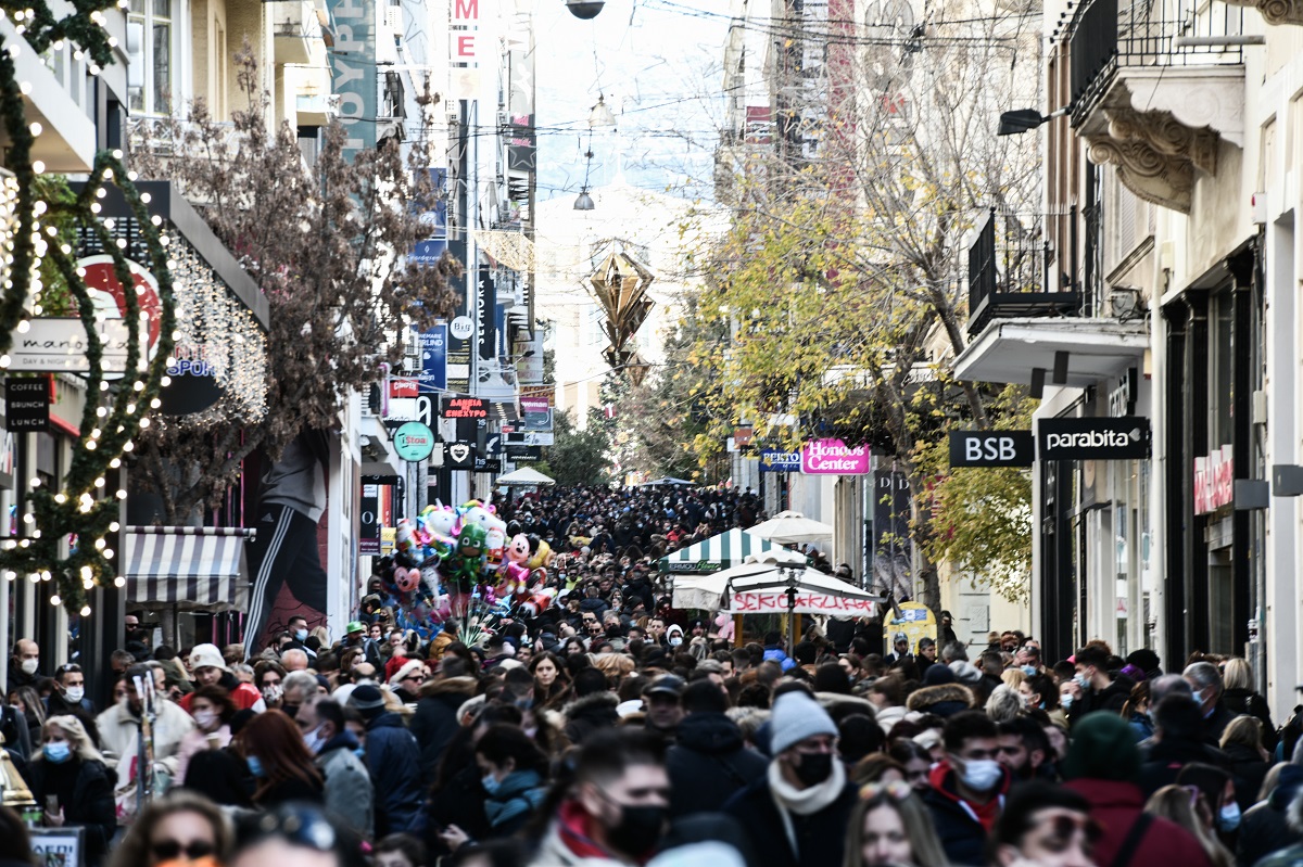 Κόσμος στην Ερμού © EUROKINISSI