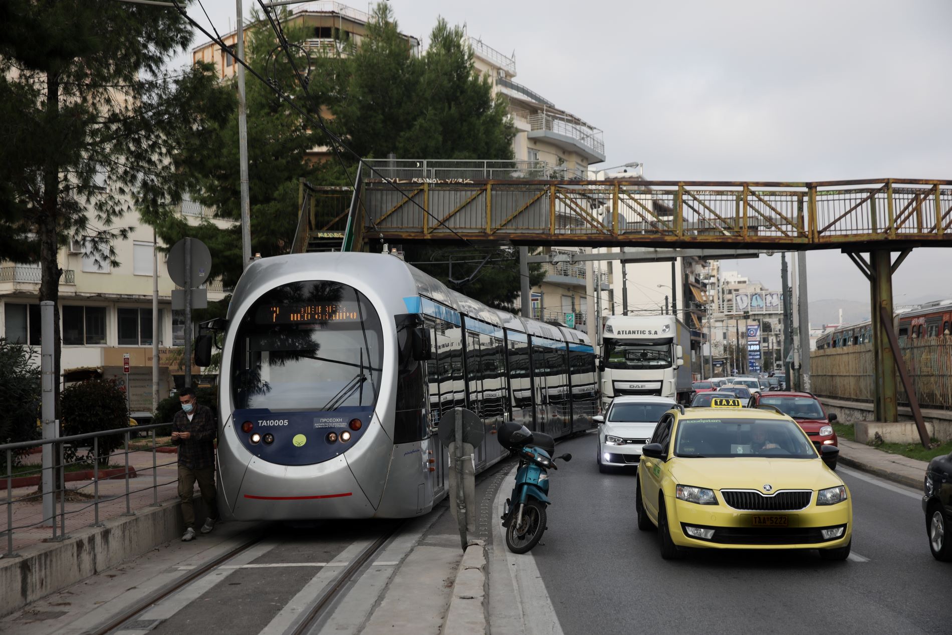 Το τραμ στον Πειραιά ©Eurokinissi