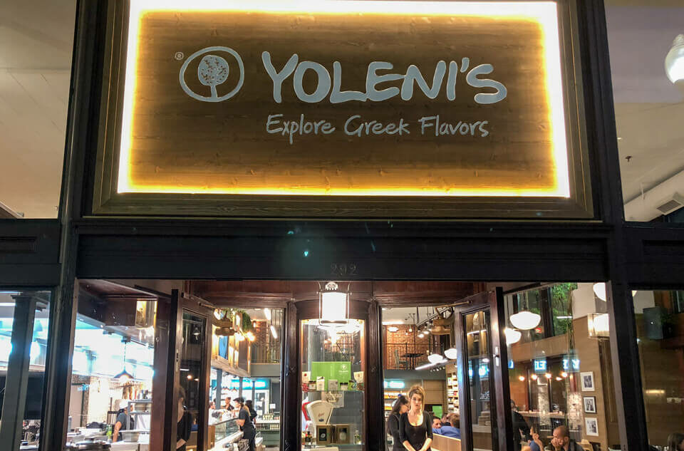 Yoleni's © yolenis.com