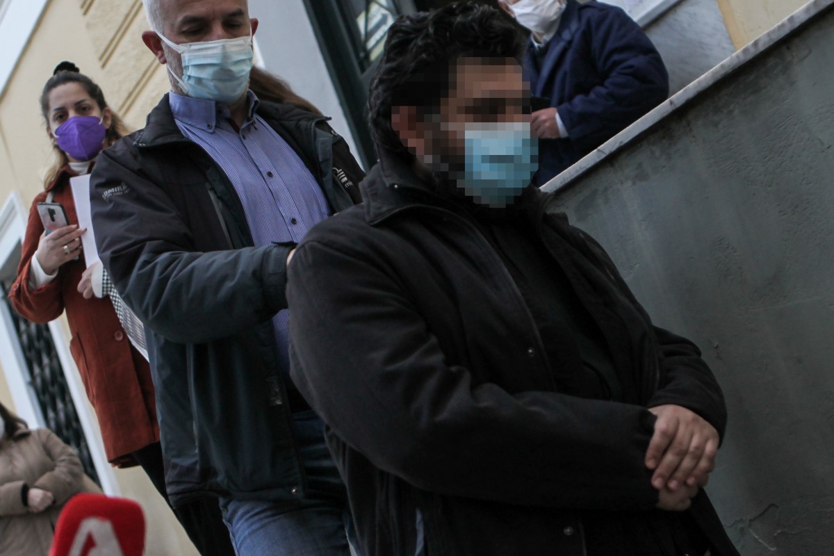 Παραιτήθηκε ο δικηγόρος του ιερέα που κατηγορείται για βιασμό 14χρονης