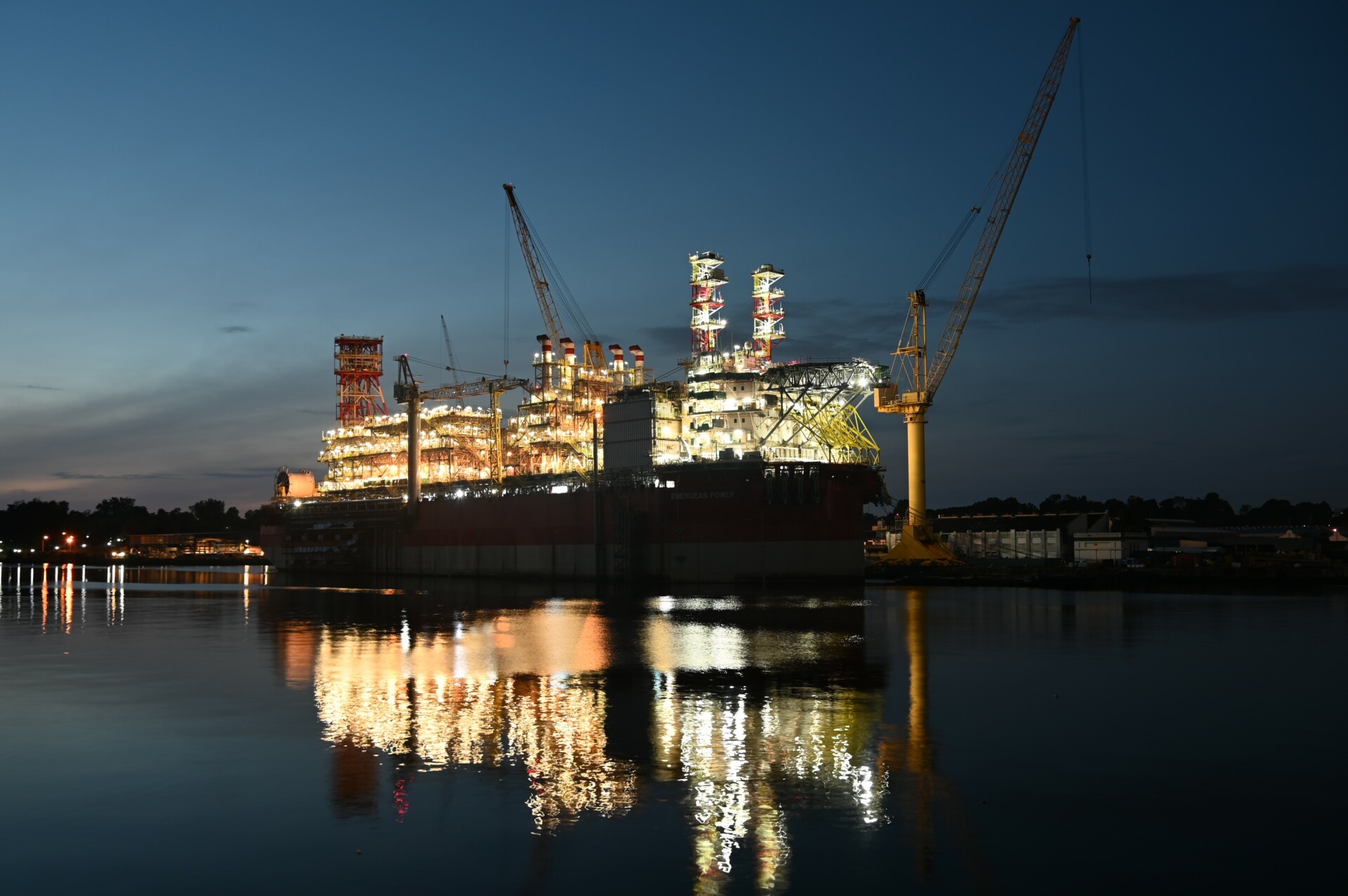 FPSO Energean Power: Εντυπωσιακές εικόνες από το ναυπηγείο Admiralty της Σιγκαπούρης
