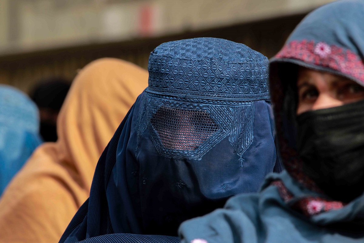Γυναίκα στο Αφγανιστάν © EPA/STRINGER