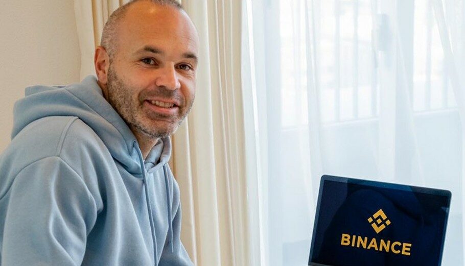 O Αντρές Ινιέστα διαφημίζει τη Binance © twitter.com/andresiniesta8