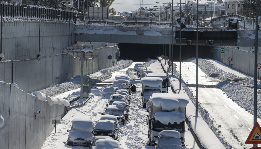 Κακοκαιρία Ελπίς: Το φιάσκο σε Αττική Οδό, Μεσογείων, Κατεχάκη