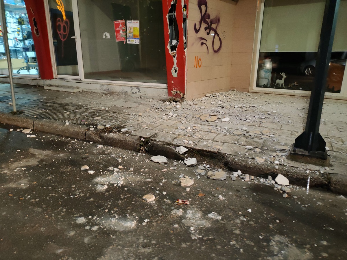 Ζημιές από το σεισμό στη Φλώρινα©Twitter