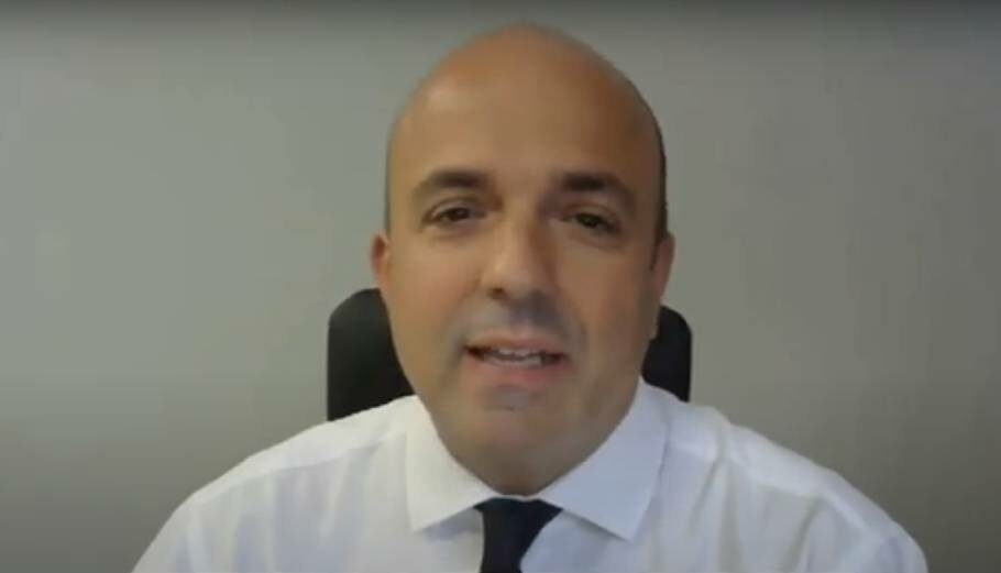 Ο CEO της «ΔΕΗ Ανανεώσιμες» Κωνσταντίνος Μαύρος © YouTube