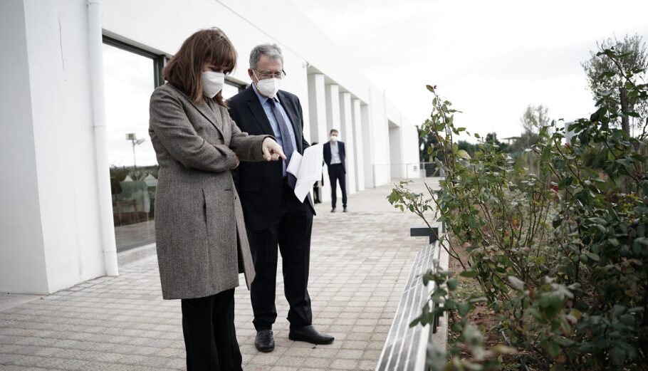 Η κ. Σακελλαροπούλου επισκέφθηκε το Κέντρο Αποτέφρωσης Νεκρών στη Ριτσώνα © EUROKINISSI