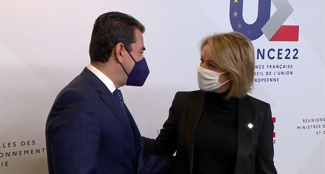 Σκρέκας: 100 δισ. ευρώ για την ενεργειακή κρίση στην ΕΕ