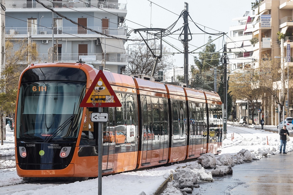 Πώς κινούνται τα μέσα μαζικής μεταφοράς μετά την κακοκαιρία Ελπίς
