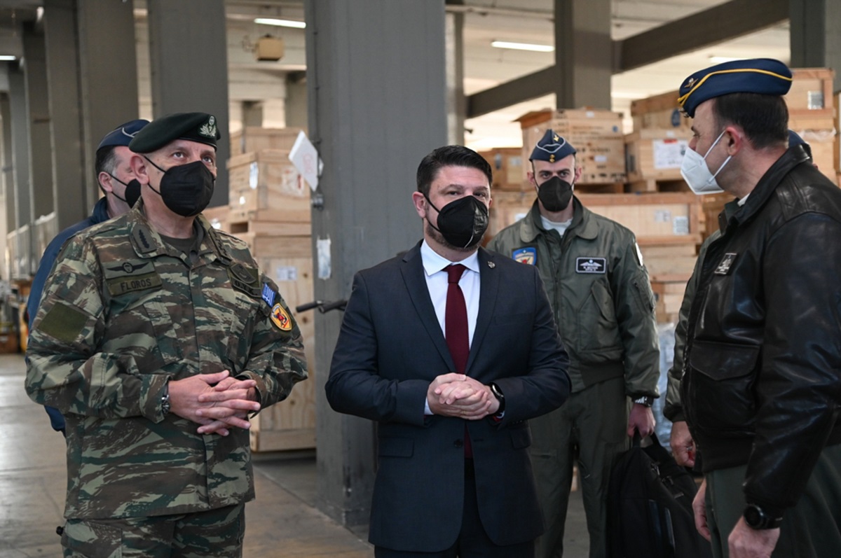 Ο Νίκος Χαρδαλιάς © Eurokinissi / ΓΡ. ΤΥΠΟΥ ΥΠ. ΑΜΥΝΑΣ