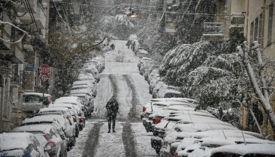 Χιονόπτωση στο κέντρο της Αθήνας @Eurokinissi