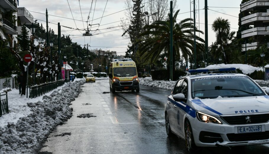 Χιόνια στο κέντρο της Αθήνας © Eurokinissi