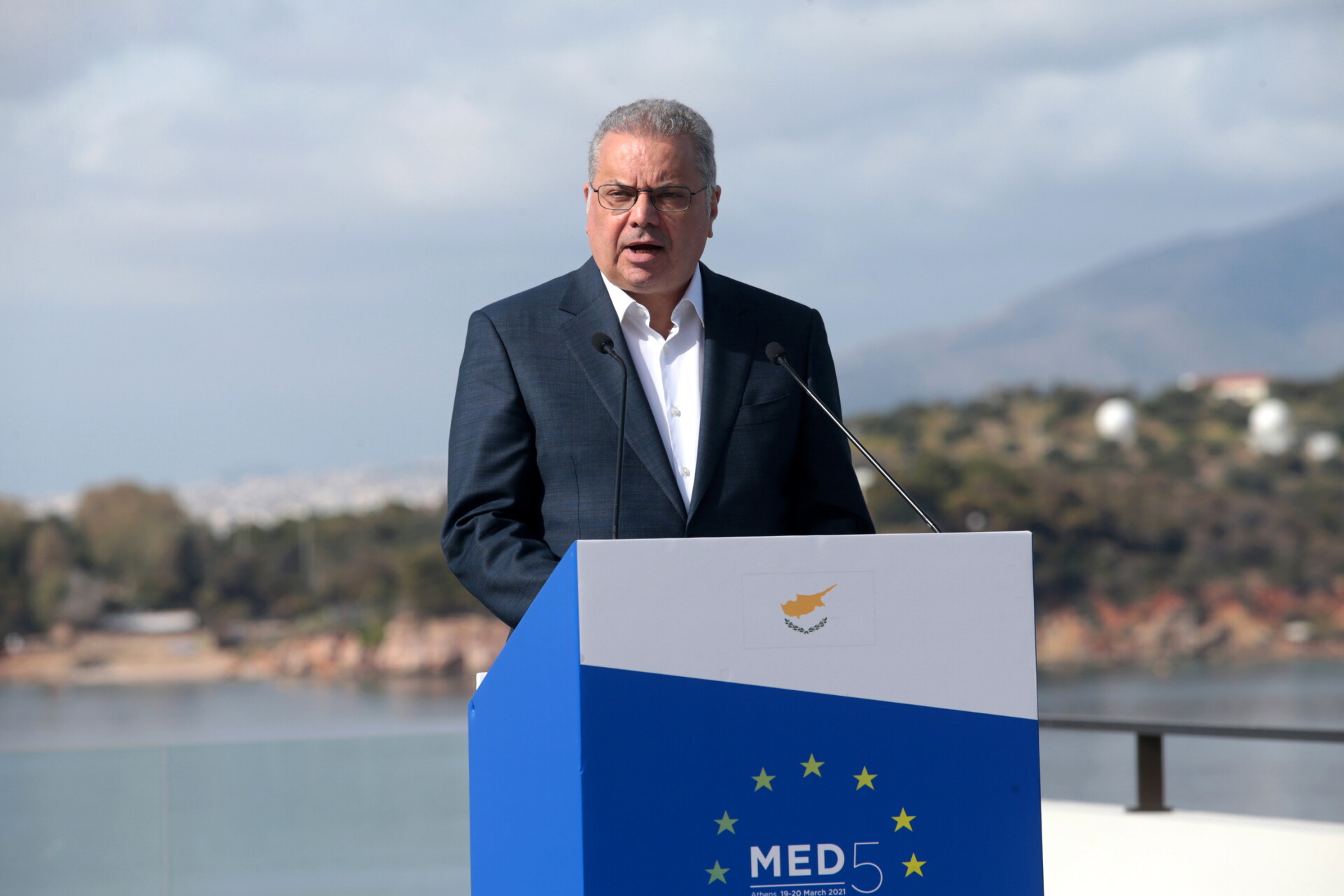 Συμφωνία για επιστροφές μεταναστών υπέγραψαν Κύπρος και Κομισιόν