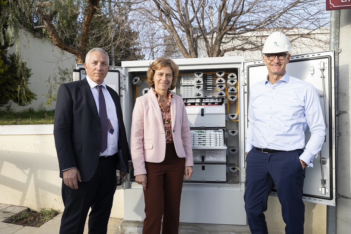 Deutsche Telekom: Τα έργα οπτικών ινών του ΟΤΕ επισκέφθηκε ο Χέτγκες