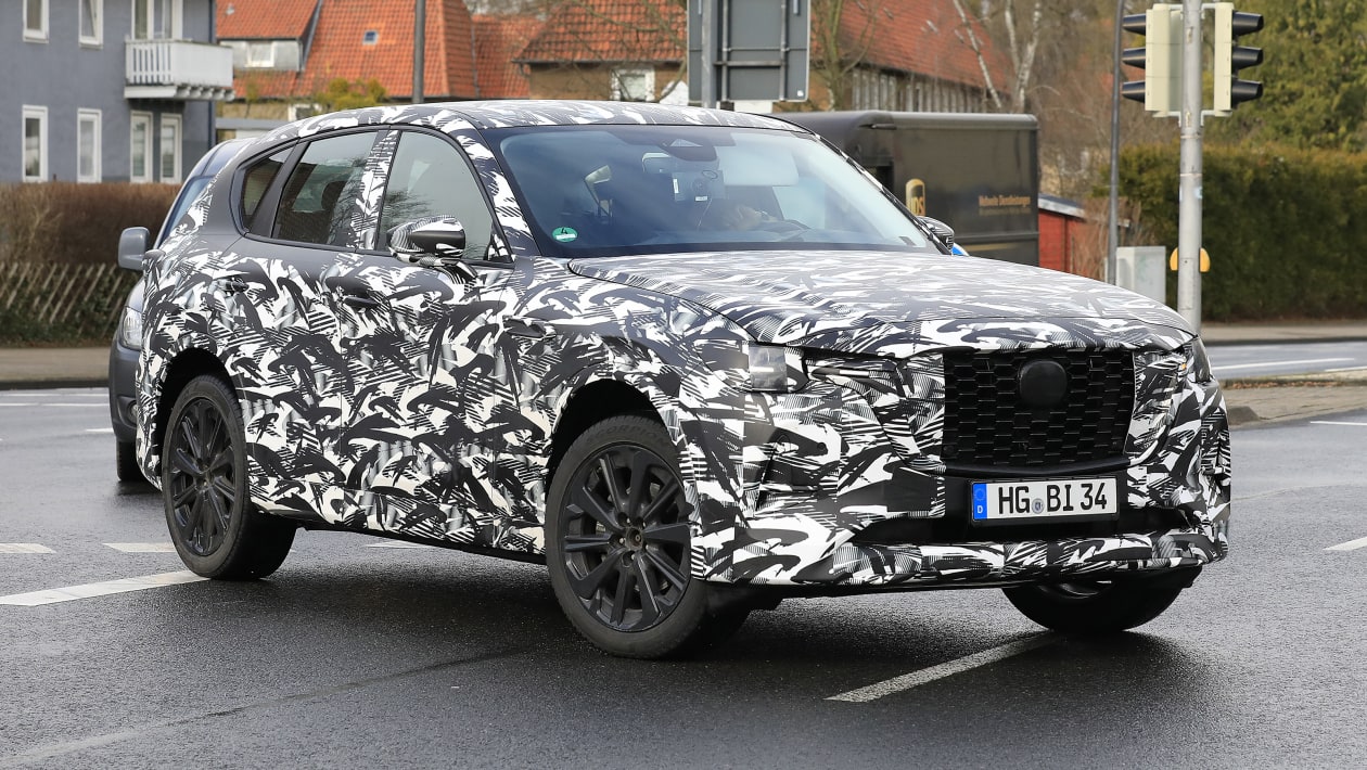 Το νέο Mazda CX-60 λίγο πριν παρουσιαστεί