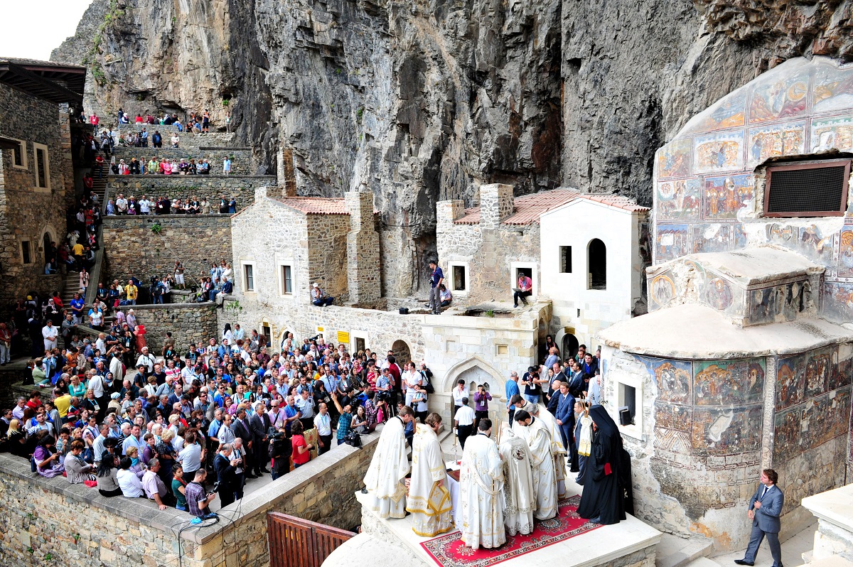 Παναγία Σουμελά: Δόθηκε άδεια τέλεσης Λειτουργίας τον Δεκαπενταύγουστο