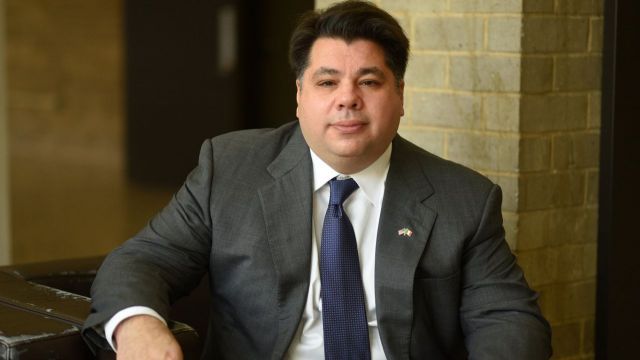 Στον Τζορτζ Τσούνη τα social media του πρεσβευτή των ΗΠΑ στην Ελλάδα