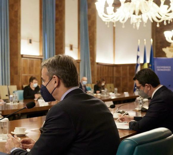 Κ. Μητσοτάκης και Κ. Σκρέκας στο Βουκουρέστι