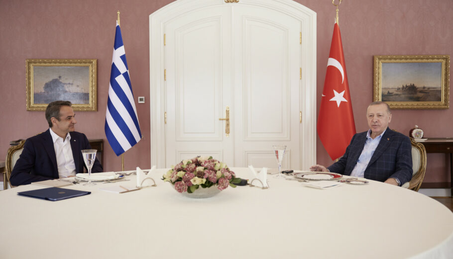 Συνάντηση Μητσοτάκη - Ερντογάν ©Dimitris Papamitsos / Greek Prime Minister's Office