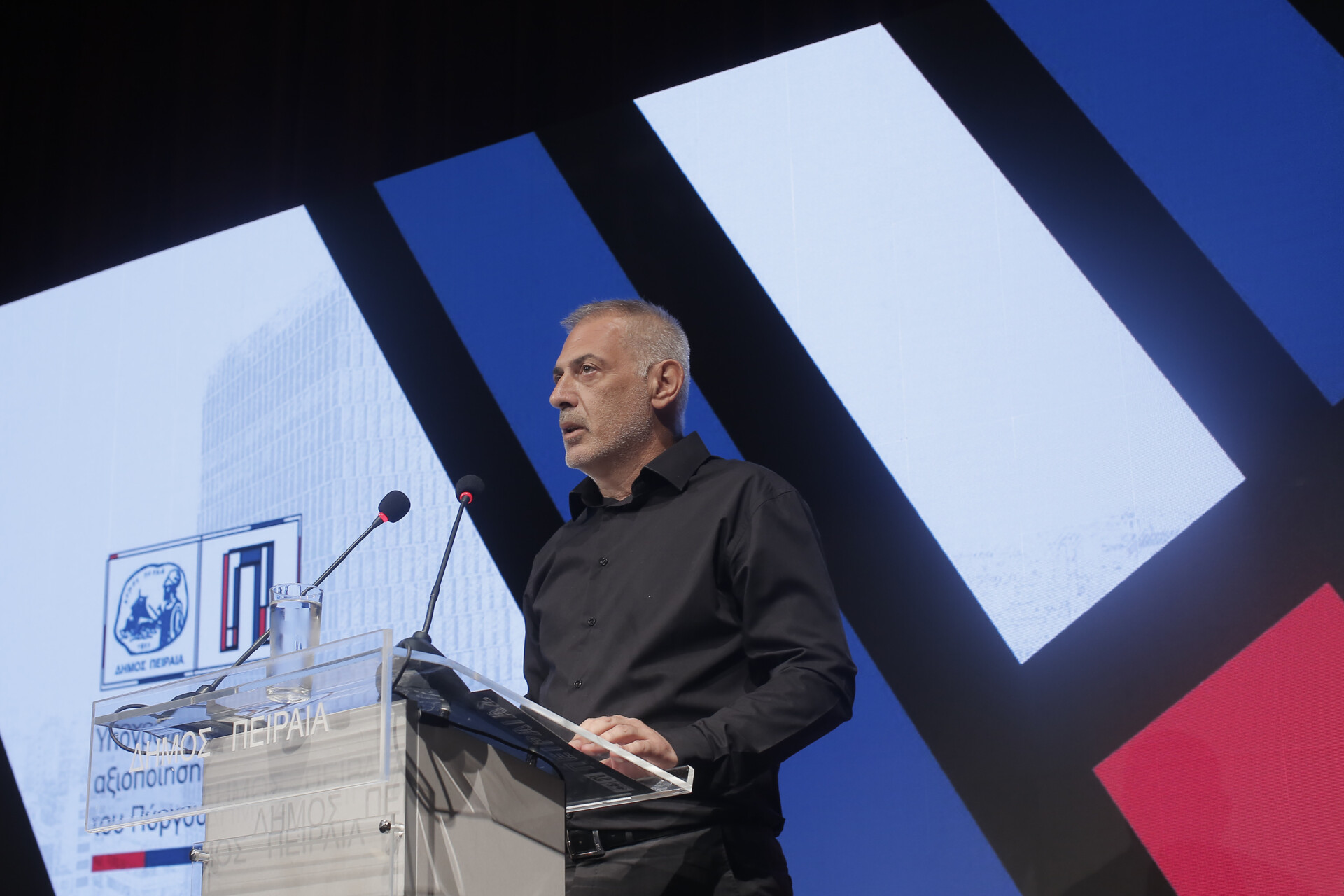Πειραιάς: Συνάντηση Γ. Μώραλη με την Ένωση Εφοπλιστών Κρουαζιερόπλοιων