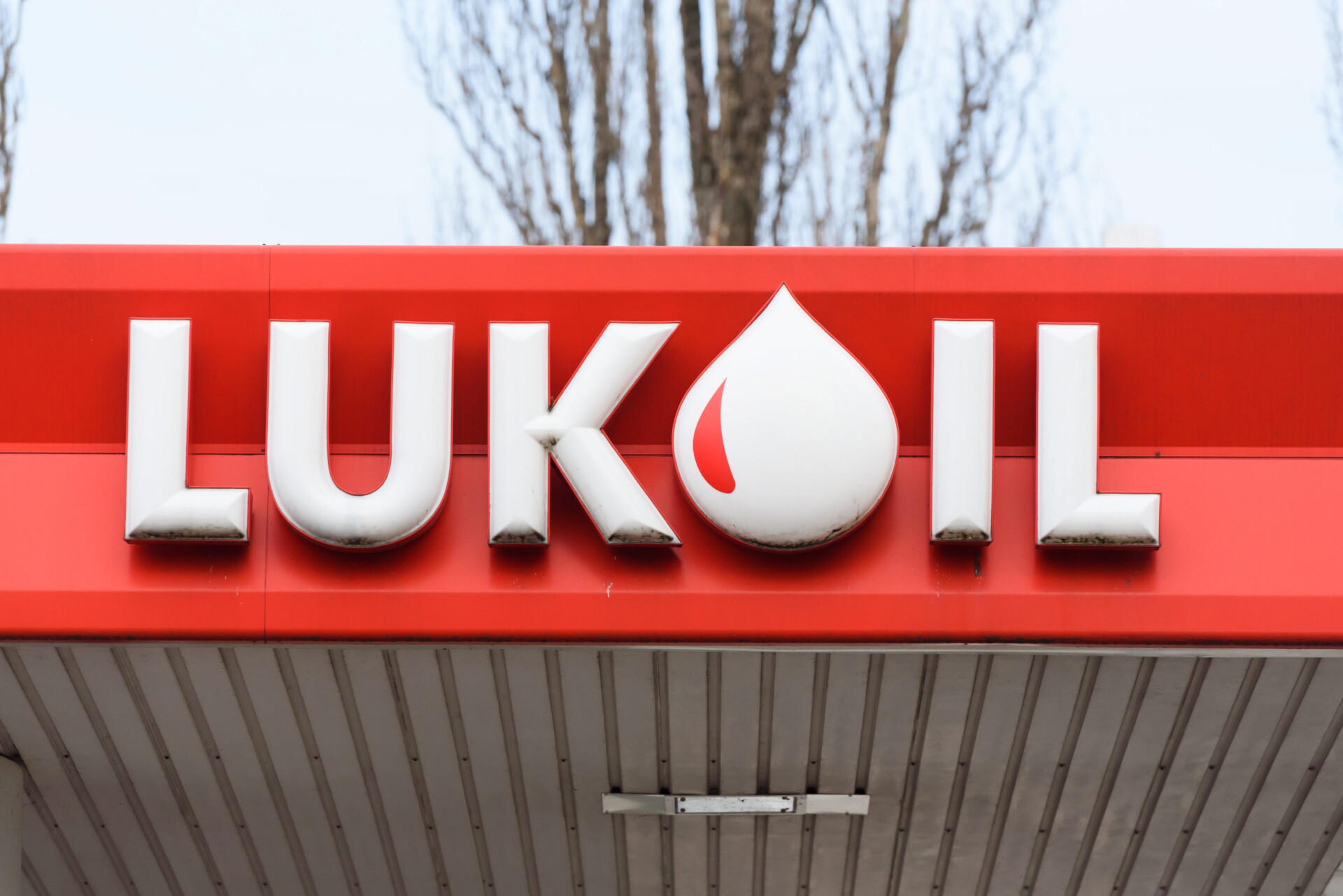 LUKOIL ©EPA/JAKUB KACZMARCZYK POLAND OUT