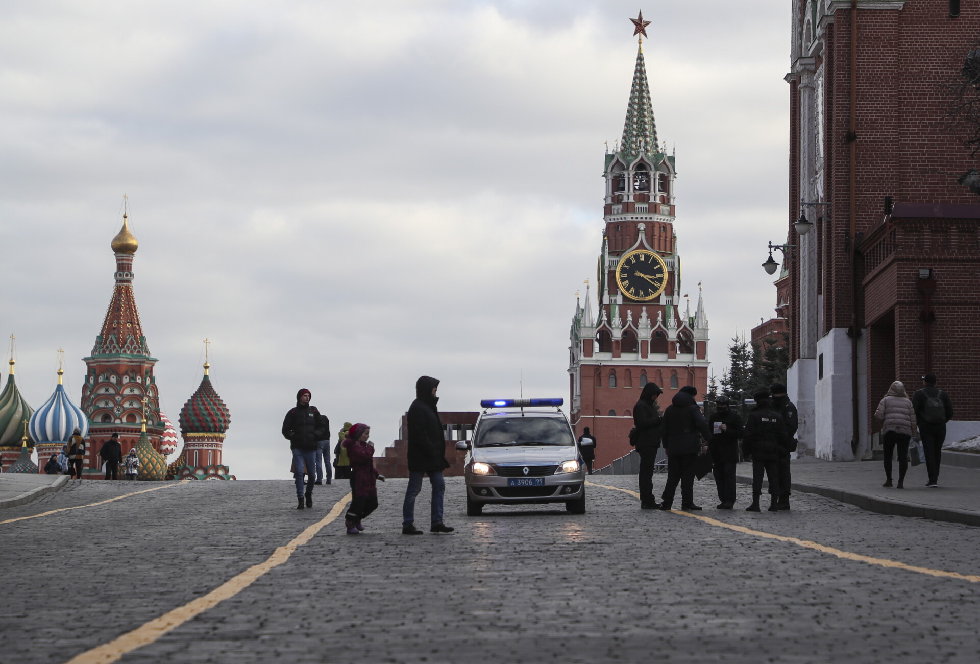 Η Κόκκινη Πλατεία στη Μόσχα © EPA/MAXIM SHIPENKOV