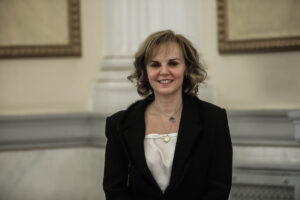 X. Παπακωνσταντίνου (ΤτΕ): Πώς η μικροχρηματοδότηση ενισχύει την οικονομική ανάπτυξη