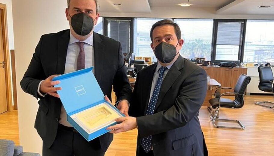 Ο Υπουργός Μετανάστευσης και Ασύλου, κ. Νότης Μηταράκης, πραγματοποίησε συνάντηση με τον Γ.Γ. του Ελληνικού Οργανισμού Τουρισμού, κ. Δημήτριο Φραγκάκη