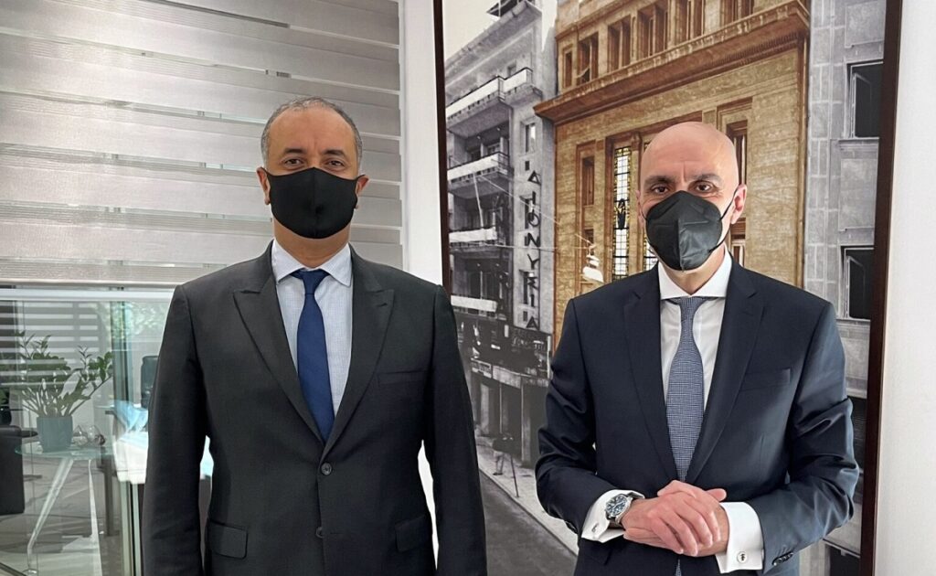 Συνάντηση Μπρατάκου με πρέσβη  Μαρόκου για οικονομική συνεργασία